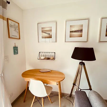Grande Maison Moderne Avec Jardin 4 Villa