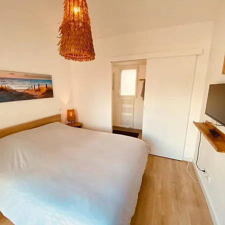 Grande Maison Moderne Avec Jardin 4 Villa *
