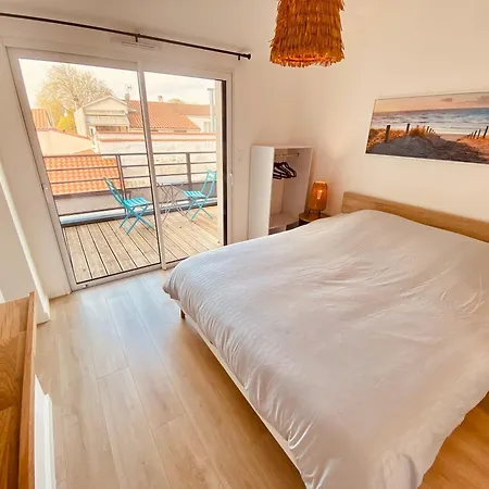 Grande Maison Moderne Avec Jardin 4 Villa *