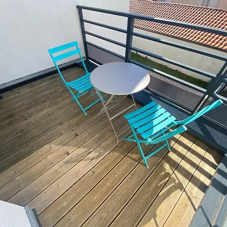 Grande Maison Moderne Avec Jardin 4 Villa